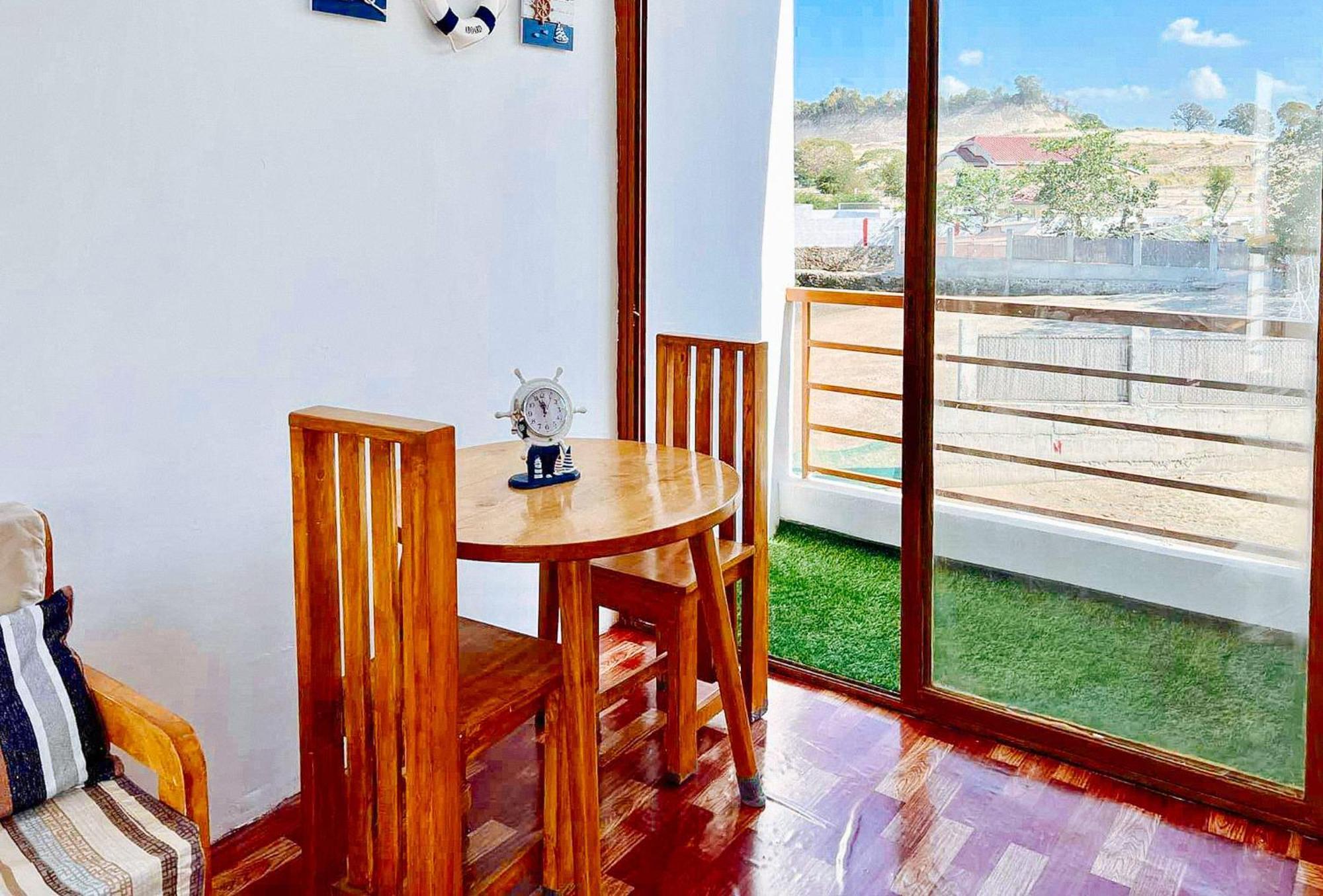 The Lavana Villa Del Matabungkay By Reddoorz 利安 外观 照片